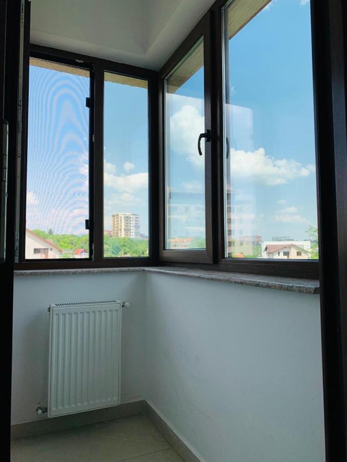 Renting Solutions Palas 雅西 外观 照片